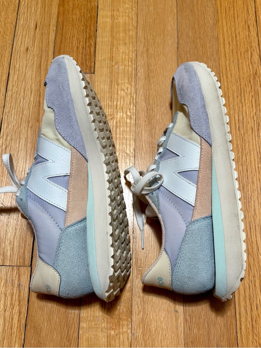 New Balance 237 Violet Haze Macadamia Nut Sneakers Size 9 - Picture 4 of 6